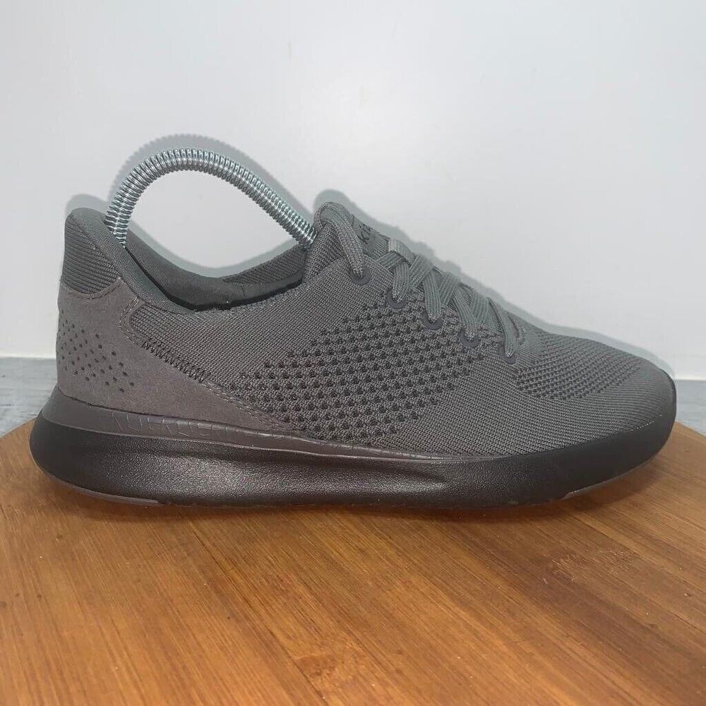 Kizik Madrid Eco Knit Men’s Size 7 Women’s Size 8.5 Slip On Shoes Sneaker Gray